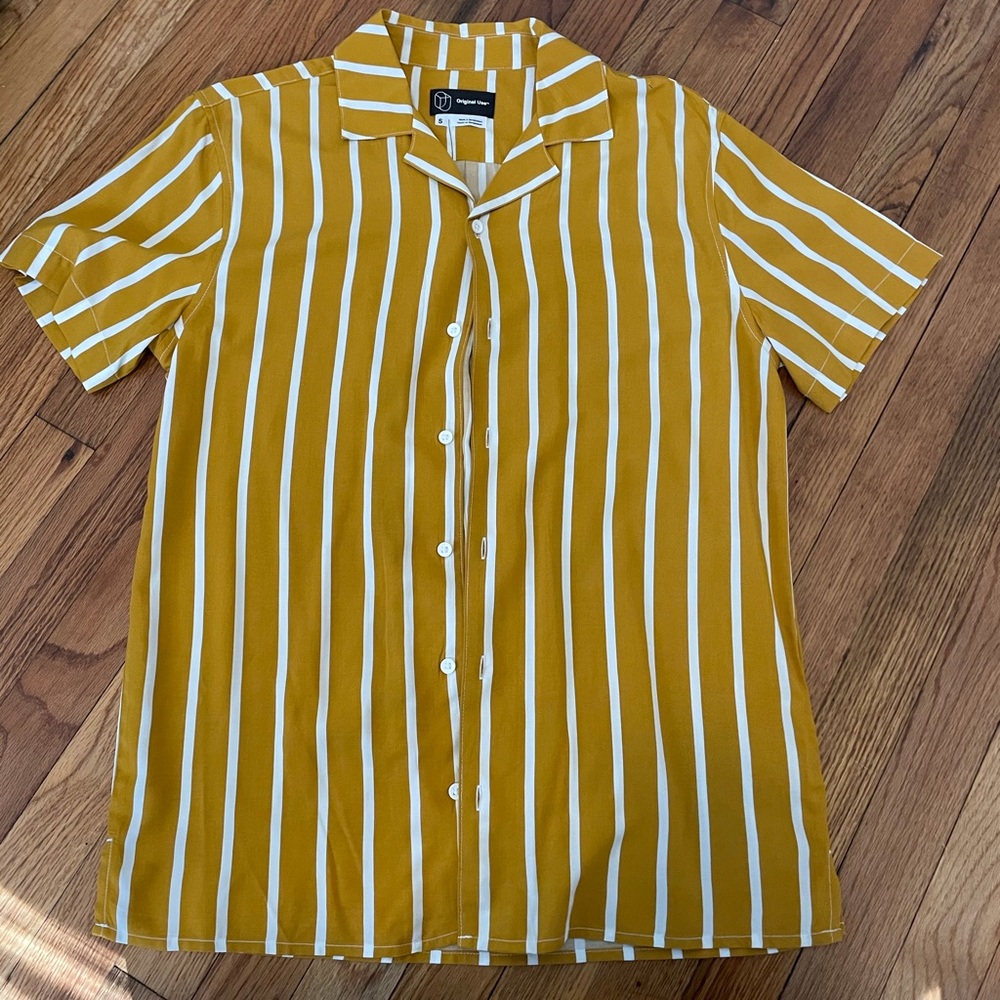 Target Button Down